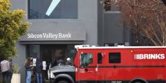 Reconocido economista asegura que cientos de bancos norteamericanos son 