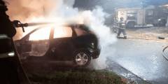 Rosario: prendieron fuego 13 autos y amenazaron otra vez a Bullrich