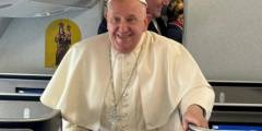 El Papa inició el viaje más largo de su pontificado rumbo a Asia y Oceanía