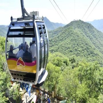 “El Teleférico AlaDelta posiciona a Salta como destino de referencia a nivel nacional e internacional”, dijo Sáenz