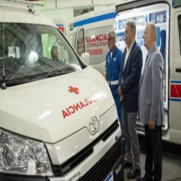 El Gobierno entregó al SAMEC tres ambulancias equipadas como terapias intensivas móviles