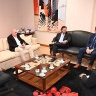 El Gobernador recibió a autoridades de la DAIA para avanzar en acciones conjuntas contra la discriminación y los discursos de odio