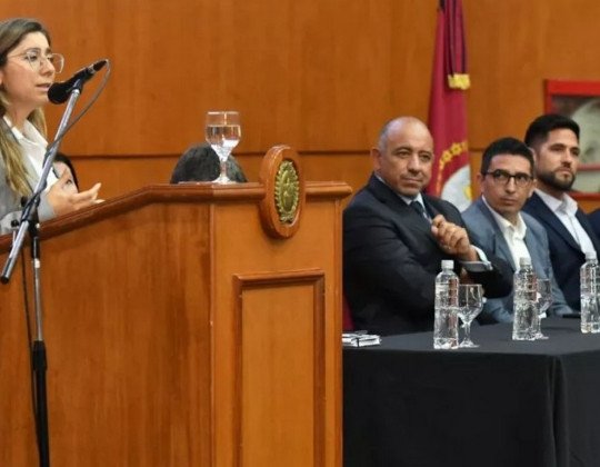 Educación Financiera : Lanzaron cursos para transformar el comportamiento de la ciudadanía y fortalecer la economía regional