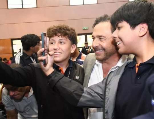 Sáenz: “Los jóvenes nos enseñan que el consenso y la solidaridad construyen futuro”