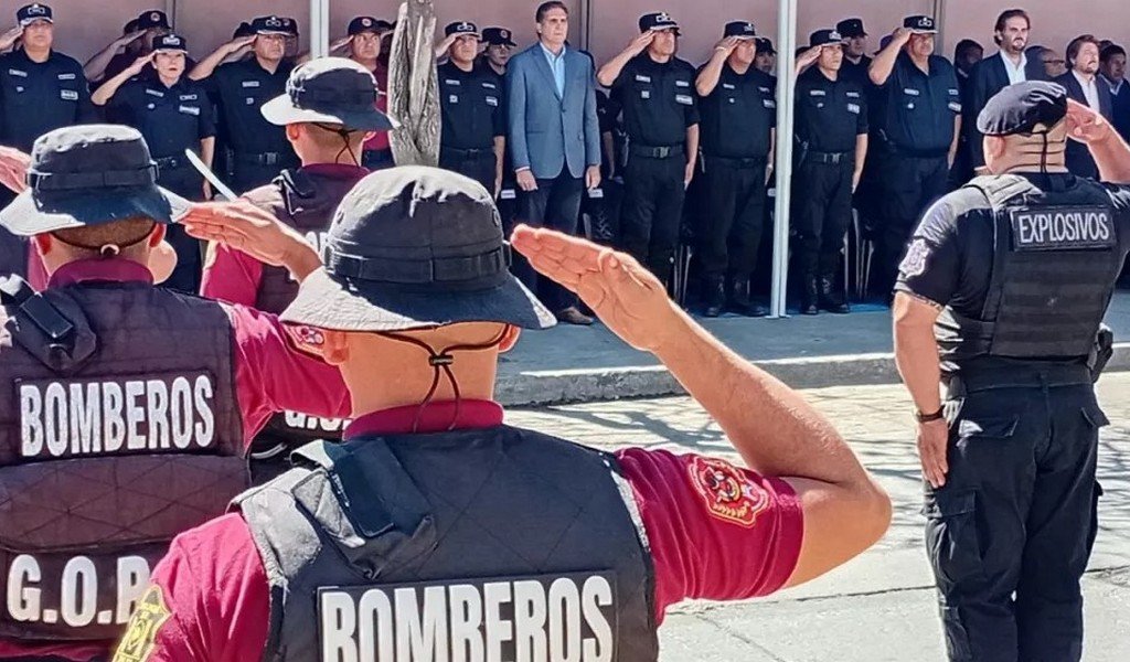 La Dirección Bomberos de la Policía de Salta recordó los 162 años de su creación