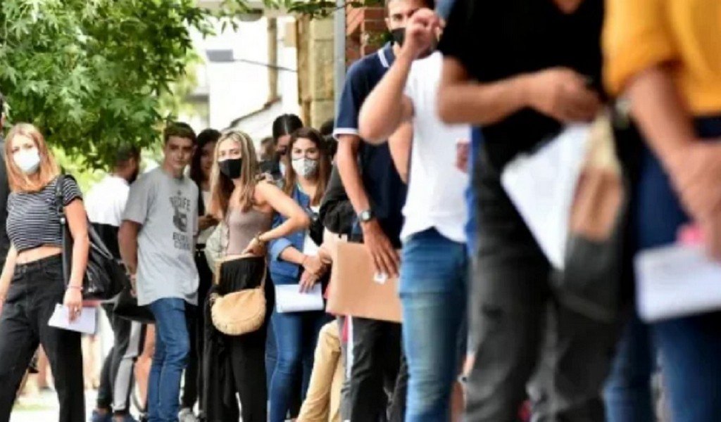 Pymes: más de 200.000 empleos perdidos