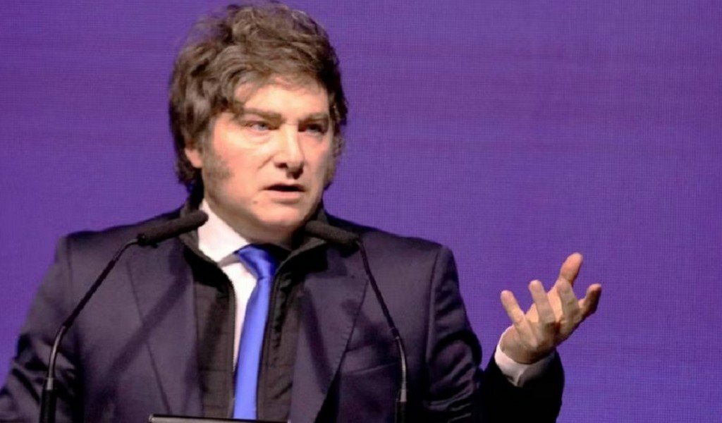 Milei refuerza su campaña en el interior