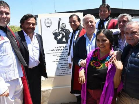 Cerro Aladelta: Sáenz inauguró el nuevo anfiteatro en homenaje a Las Voces de Orán