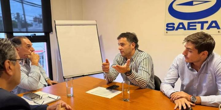 Con recursos propios, el Gobierno de Salta sostiene un servicio de transporte de vanguardia