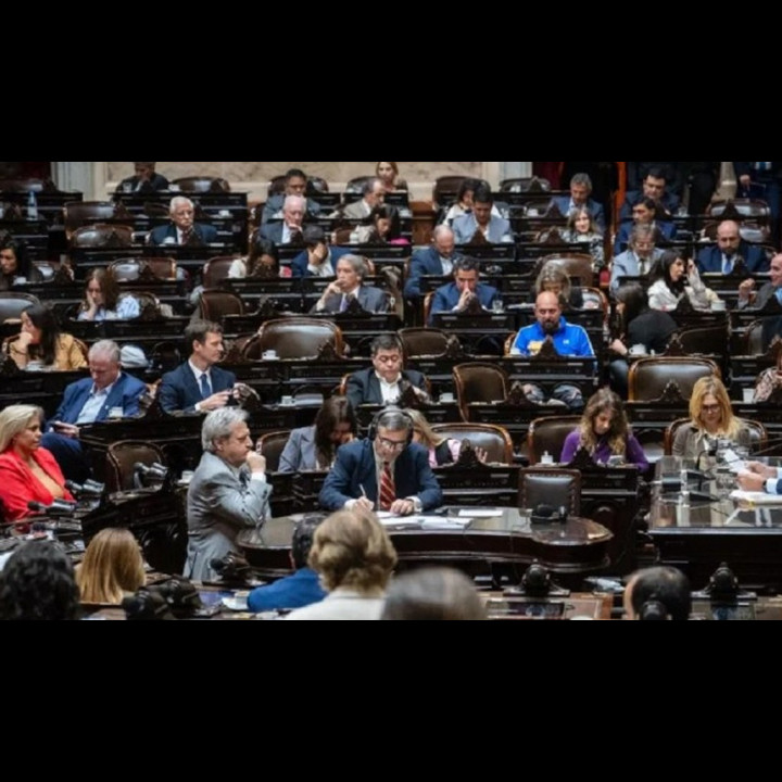 Gobierno llamará a sesiones extraordinarias