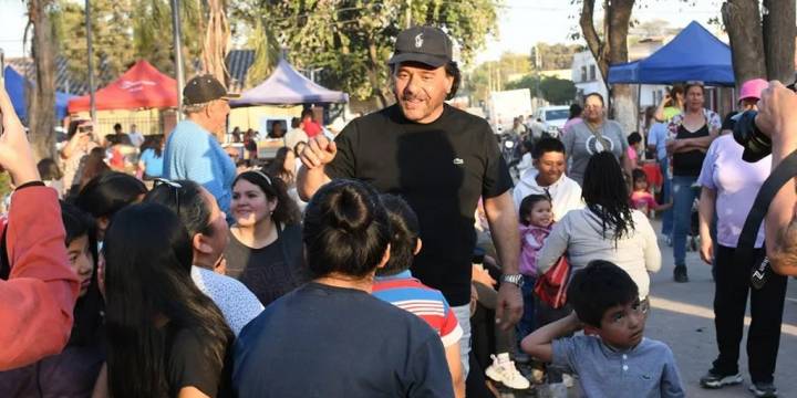 Gran encuentro comunitario de niños y sus familias en Hipólito Yrigoyen con la presencia del gobernador Sáenz