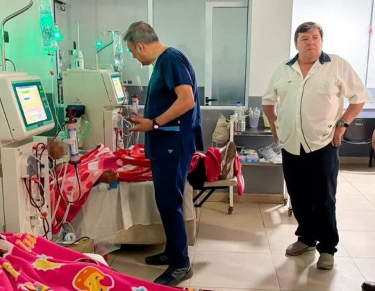 El Gobierno amplió el servicio de Hemodiálisis e incorporó equipamiento y especialistas en el hospital de Tartagal