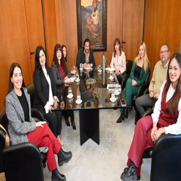 Sáenz se reunió con mujeres representantes de instituciones y diferentes espacios políticos