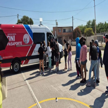 El móvil del Registro Civil llega a los barrios El Milagro, 20 de Febrero y San Benito