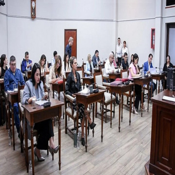 Prorrogan modelos de taxis y remises hasta 15 años de antigüedad en Salta