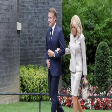 La esposa de Emmanuel Macron apela contra las mujeres que difundieron la noticia falsa de que es transgénero